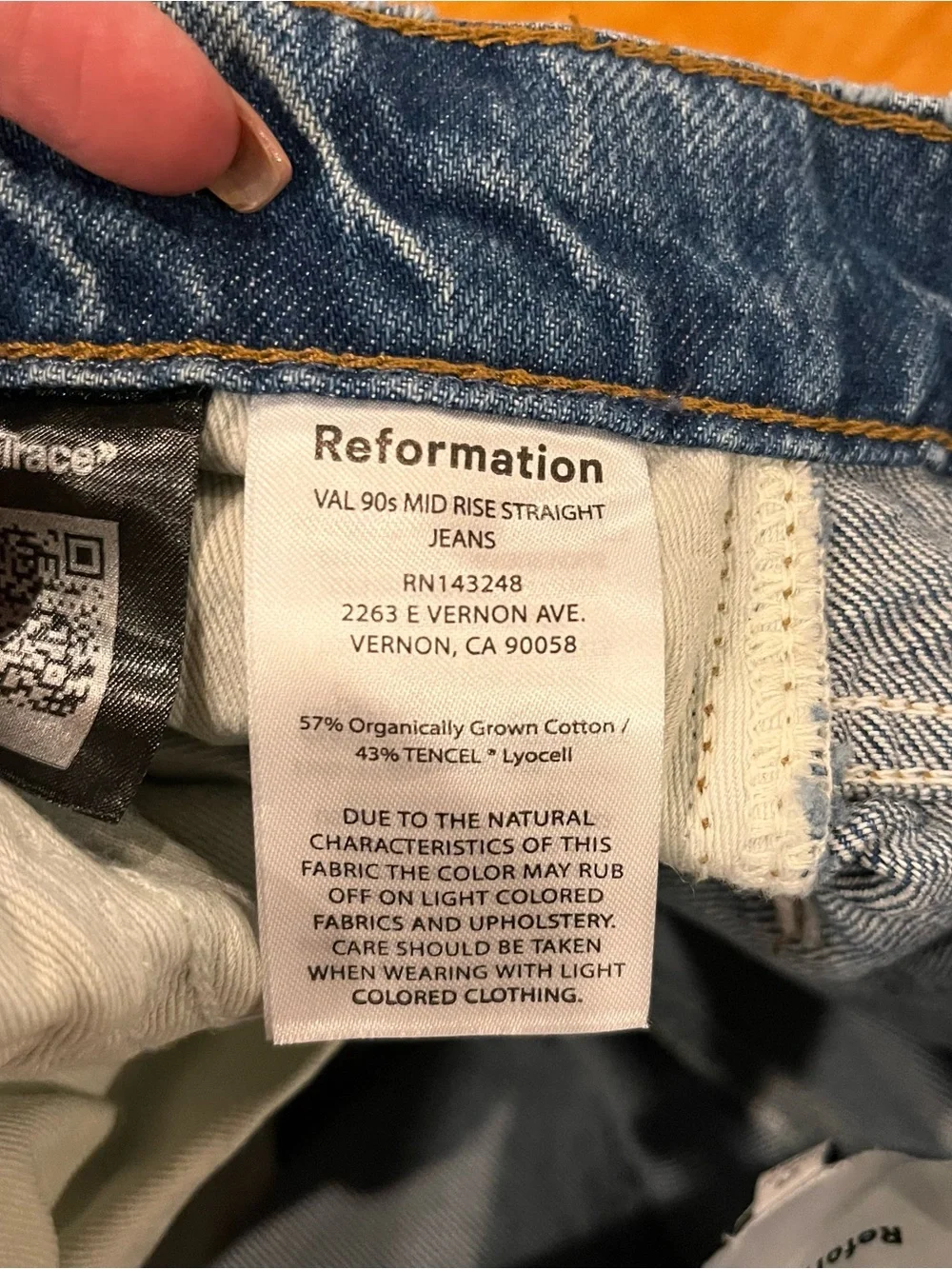 Reformation Val 90s Mid Rise Straight Jeans Size 25 Dark Wash Sustainable Denim